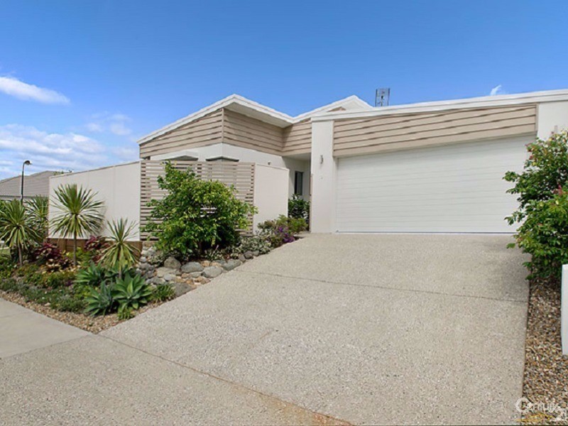 2/27 Tibouchina Street, Mountain Creek QLD 4557