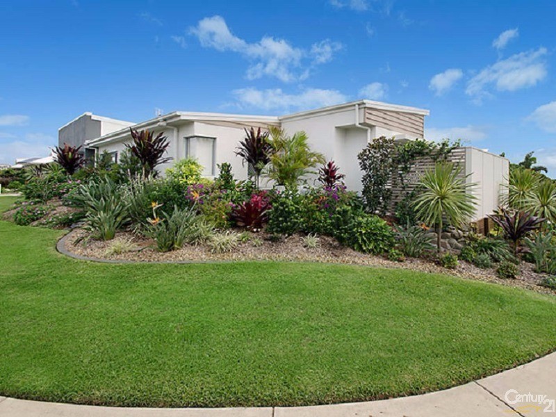 2/27 Tibouchina Street, Mountain Creek QLD 4557