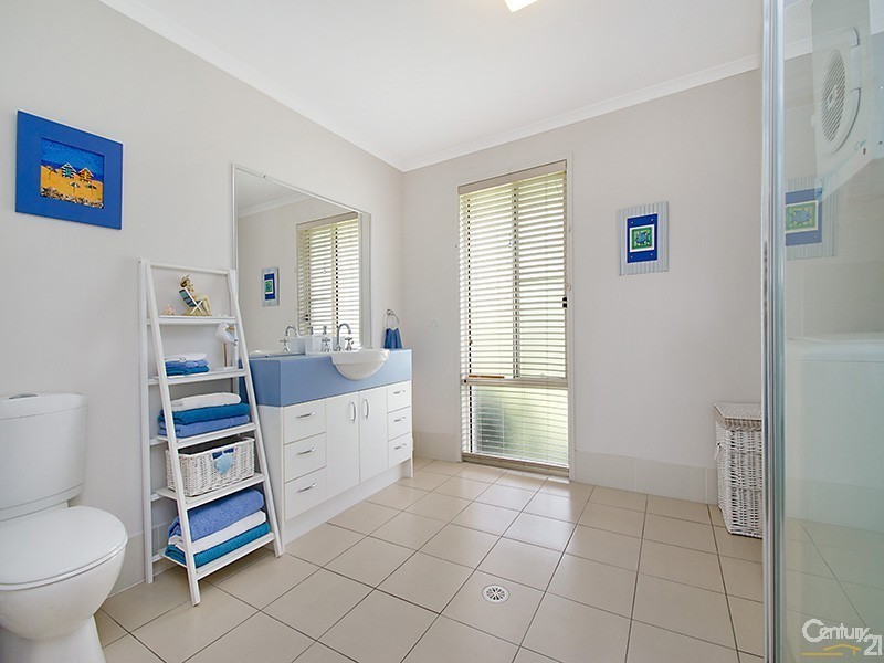 271 University Way, Sippy Downs QLD 4556