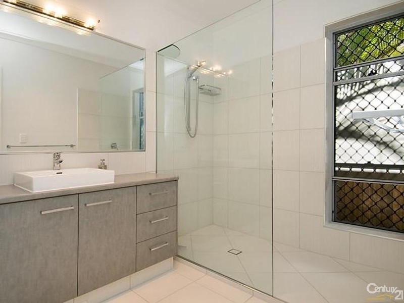 75A Brentwood Avenue, Mooloolaba QLD 4557