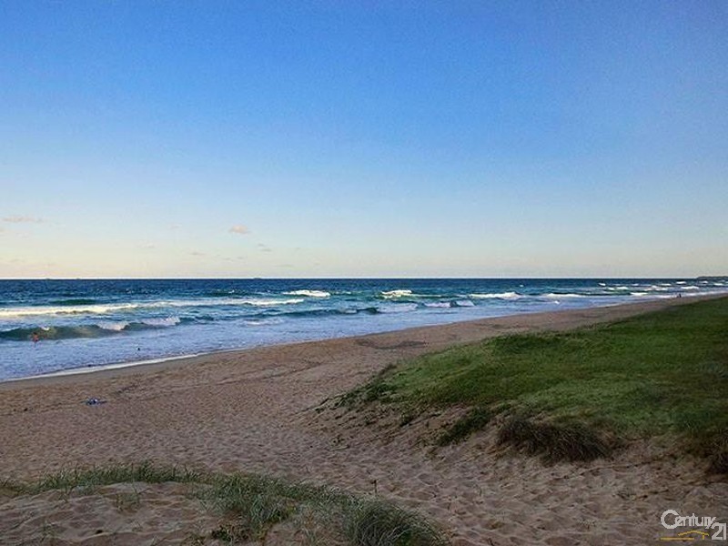 18 Balyata Street, Warana QLD 4575