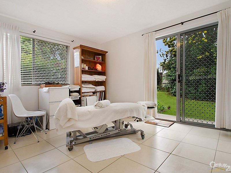 1/2 Allamanda Avenue, Buderim QLD 4556