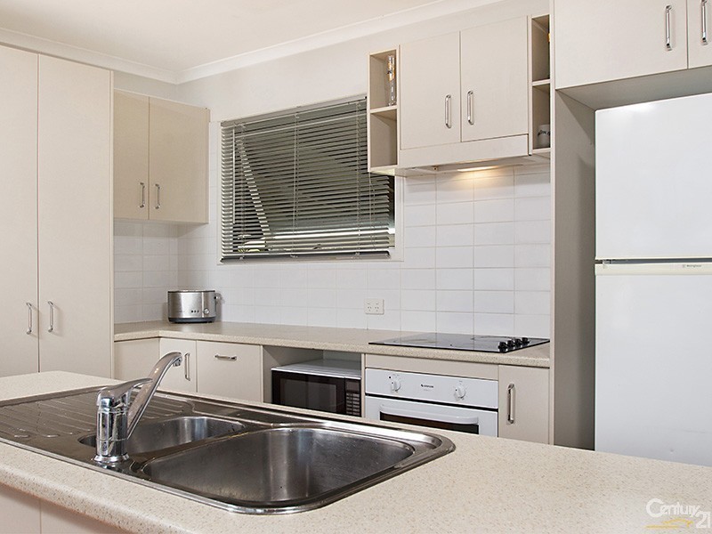 31 Warung Avenue, Maroochydore QLD 4558