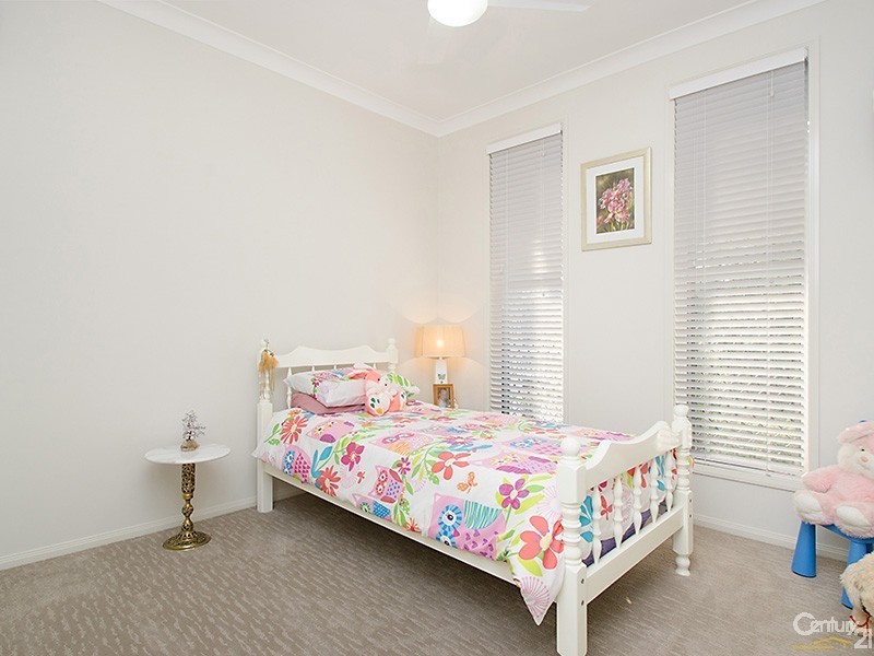 1 Forest Pines Boulevard, Forest Glen QLD 4556