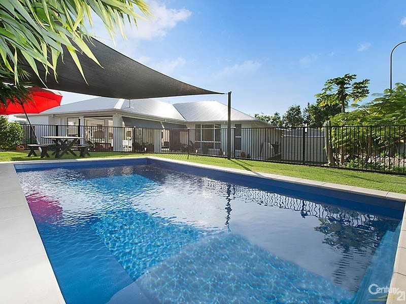 1 Forest Pines Boulevard, Forest Glen QLD 4556