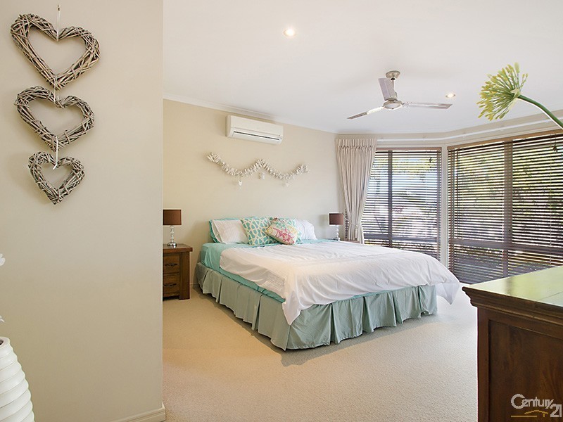 18 Sailfish Drive, Mountain Creek QLD 4557