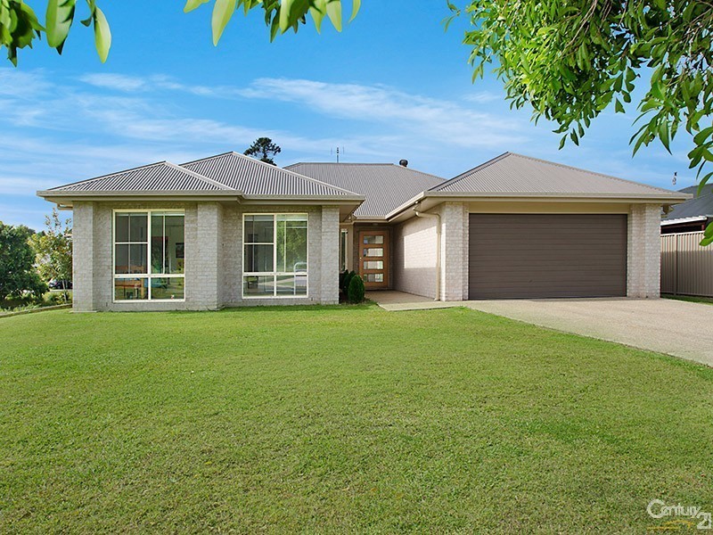 28 Maddock Avenue, Mooloolah Valley QLD 4553