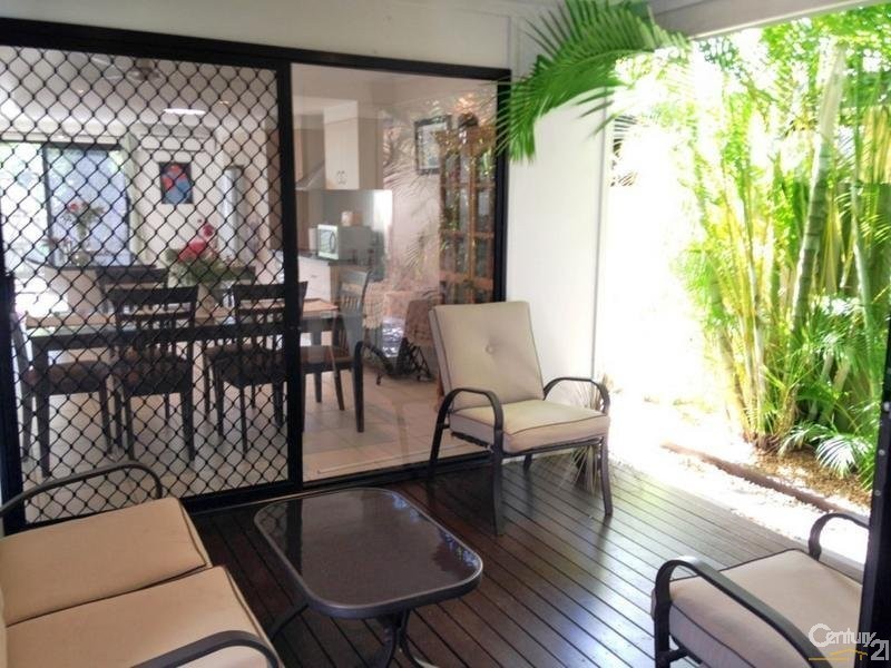 9 White Ash Place, Currimundi QLD 4551