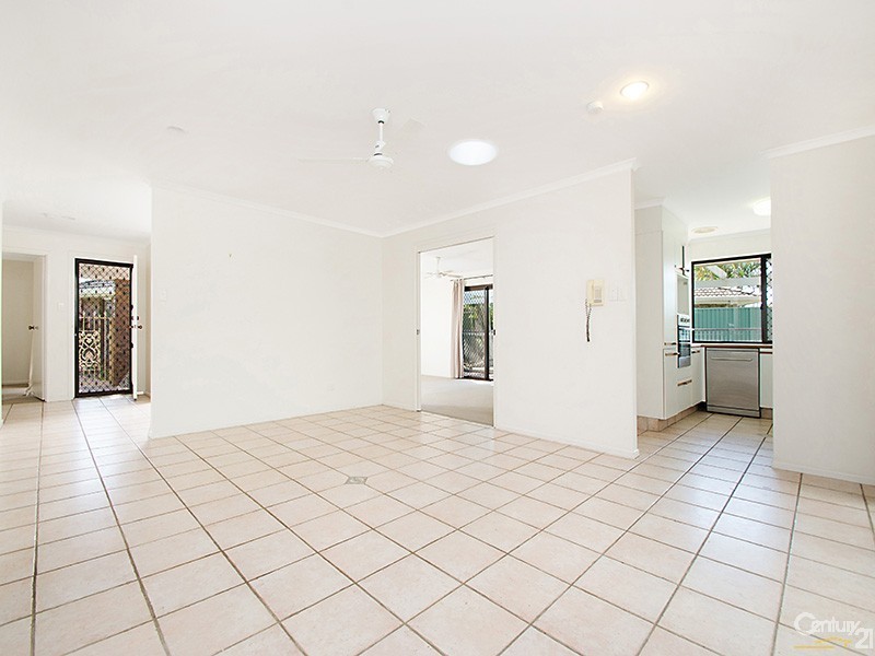 25  Vauxhall Street, Minyama QLD 4575