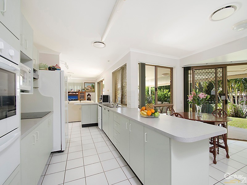 5 Greenleaf Court, Buderim QLD 4556