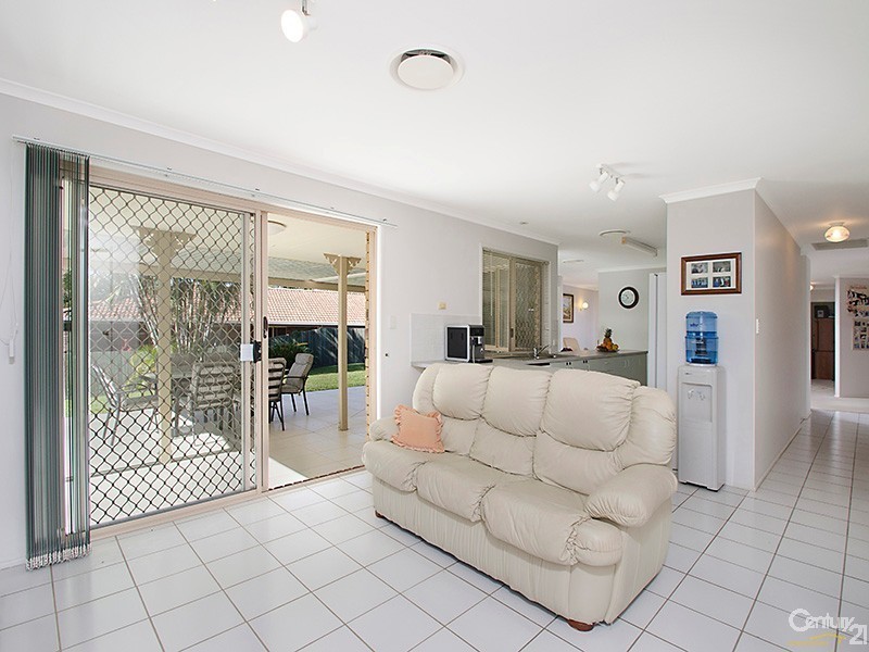 5 Greenleaf Court, Buderim QLD 4556