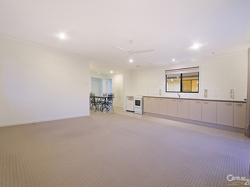 7 Tolman Street, Sippy Downs QLD 4556