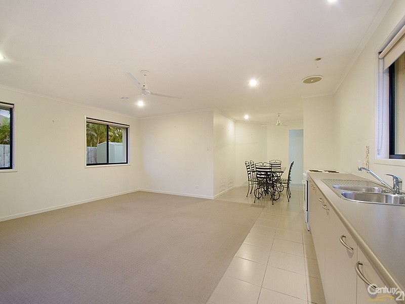 7 Tolman Street, Sippy Downs QLD 4556