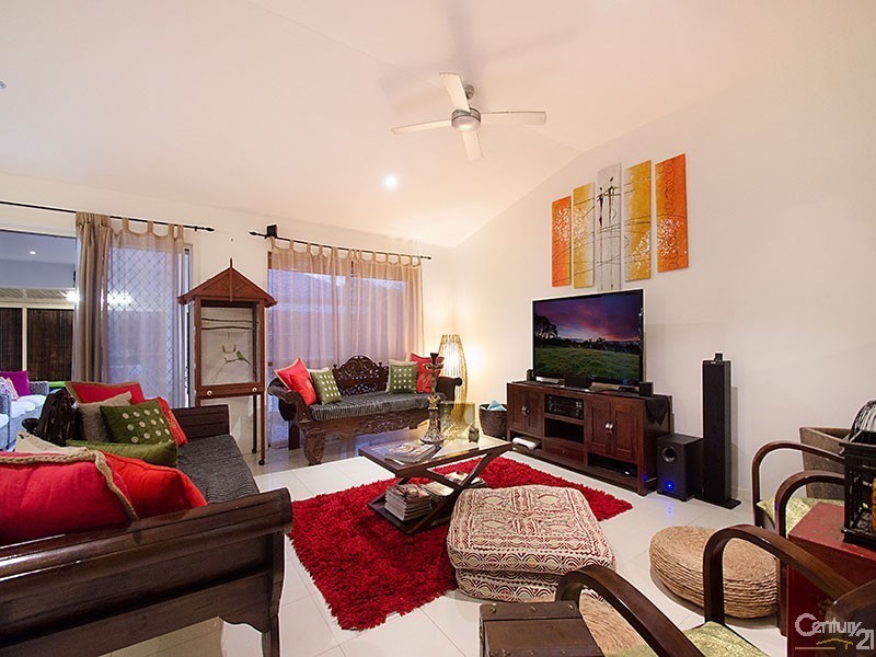 5 Marsalis Street, Sippy Downs QLD 4556