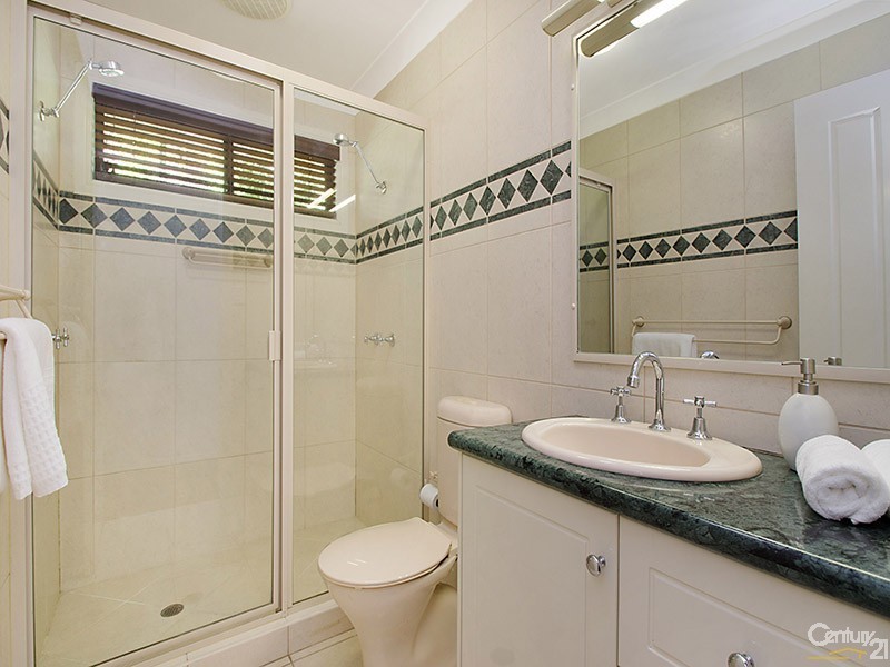 13 Rim Road, Buderim QLD 4556