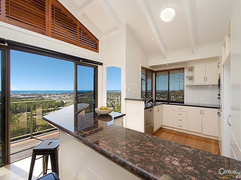 13 Rim Road, Buderim QLD 4556