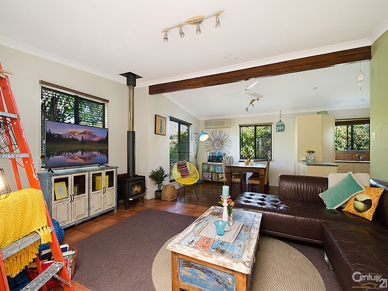 98 Westminster Avenue, Golden Beach QLD 4551