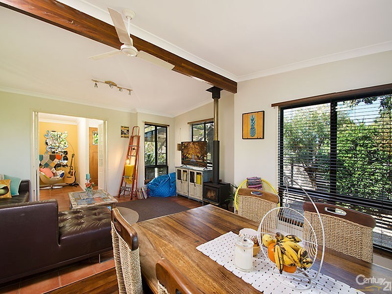 98 Westminster Avenue, Golden Beach QLD 4551