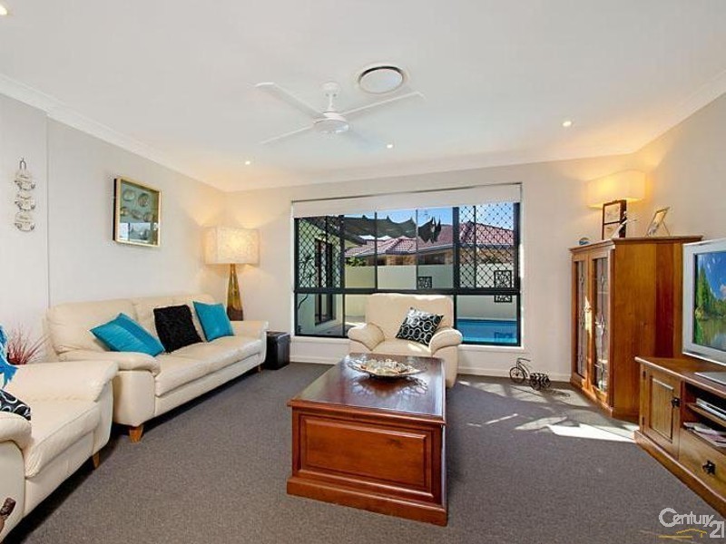 4 Prow Street, Caloundra West QLD 4551