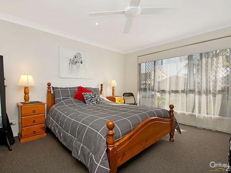 4 Prow Street, Caloundra West QLD 4551