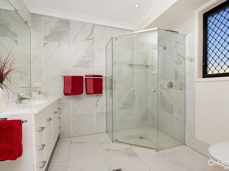 4 Prow Street, Caloundra West QLD 4551