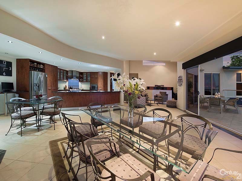 6 Golf Street, Buderim QLD 4556