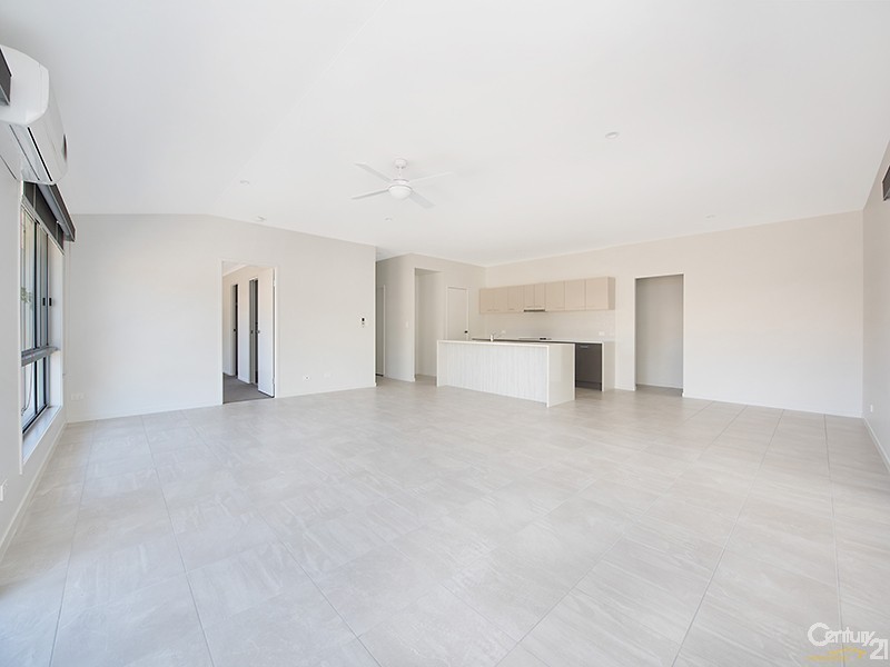 8 Honeysuckle Court, Buderim QLD 4556