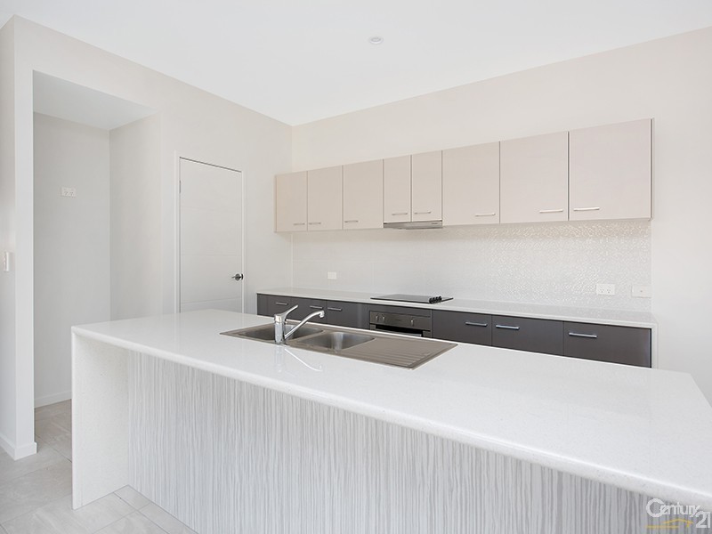 8 Honeysuckle Court, Buderim QLD 4556