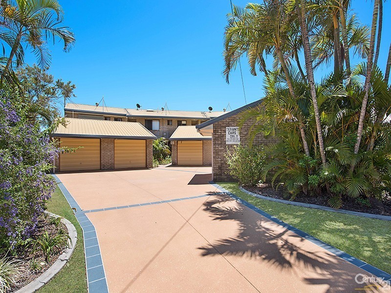 2/18 Akeringa Place, Mooloolaba QLD 4557