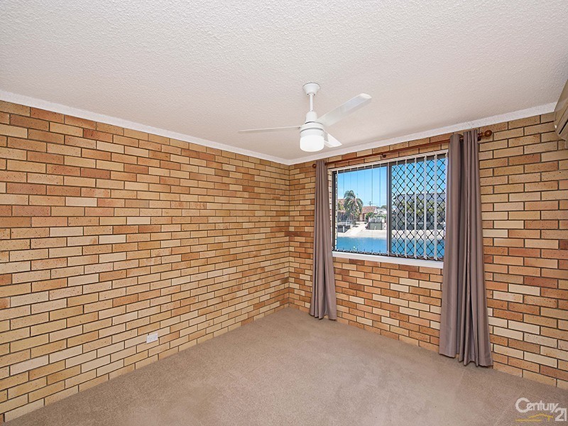 2/18 Akeringa Place, Mooloolaba QLD 4557