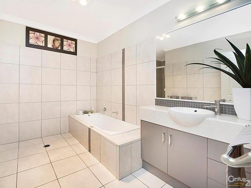 25 Figbird Crescent, Buderim QLD 4556