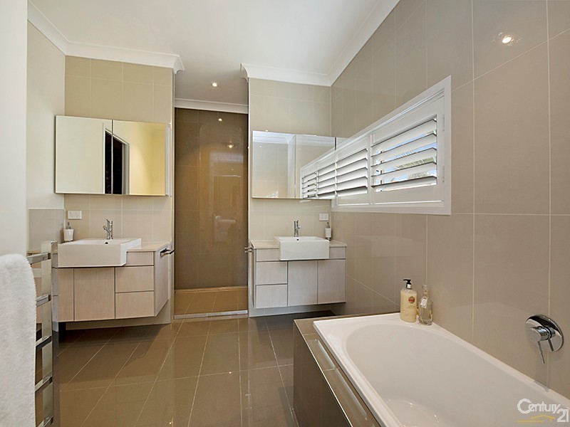 5 Gosford Street, Buderim QLD 4556