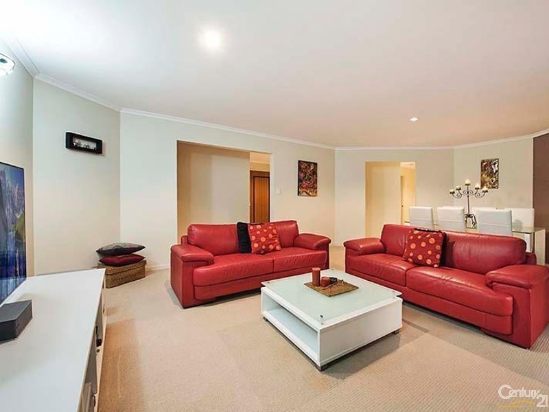 13 Millgrove Place, Buderim QLD 4556