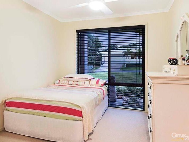 13 Millgrove Place, Buderim QLD 4556