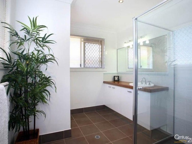 18 Bribie Pine Court, Buderim QLD 4556