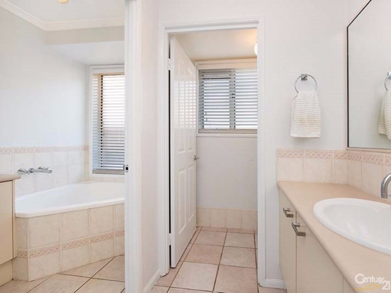 236  Karawatha Drive, Buderim QLD 4556