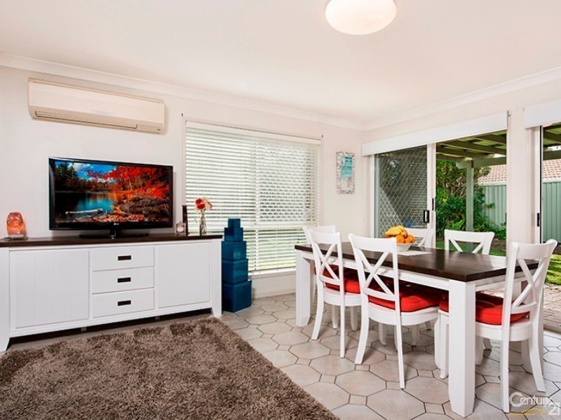 8  Greenway Place, Mountain Creek QLD 4557