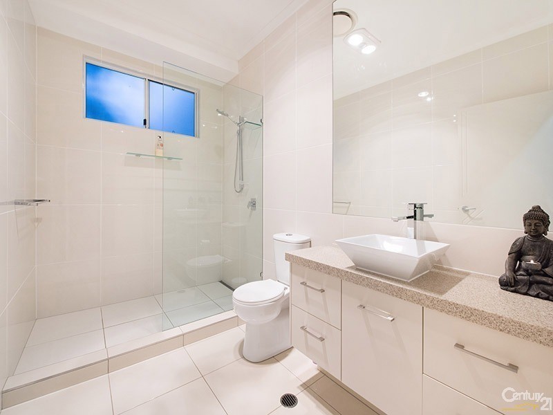 10 Onkara Street, Buderim QLD 4556