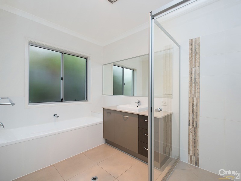 1 Strezlecki Close, Buderim QLD 4556