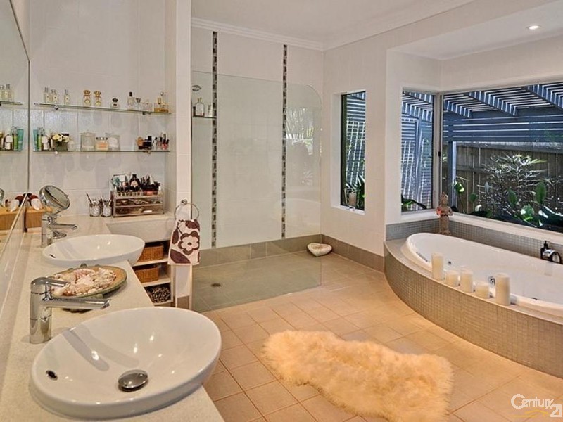 6 Tindale Avenue, Buderim QLD 4556