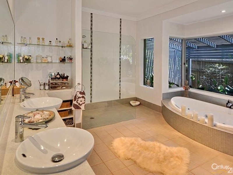 6 Tindale Avenue, Buderim QLD 4556