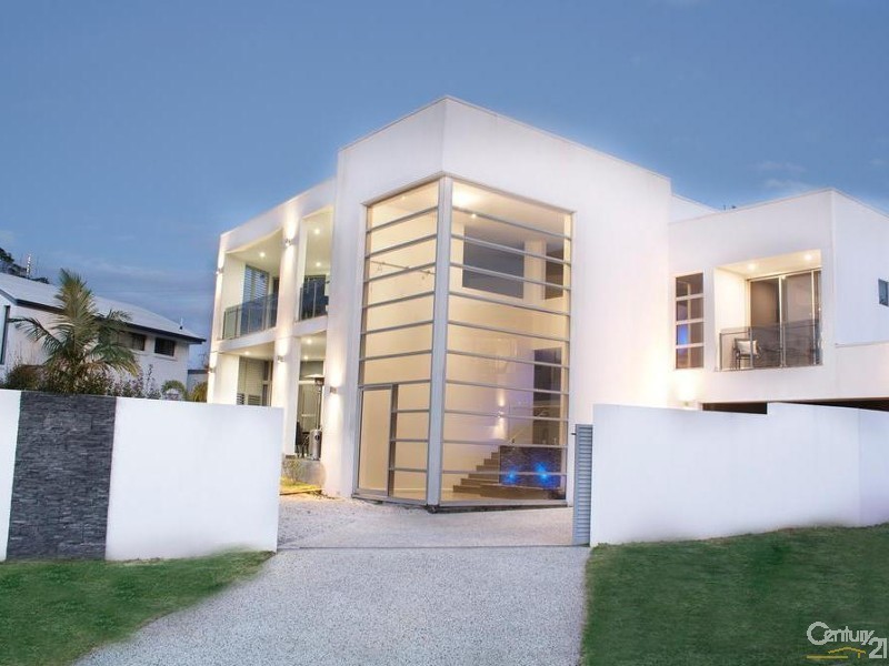 17 Crystal Waves Place, Alexandra Headland QLD 4572