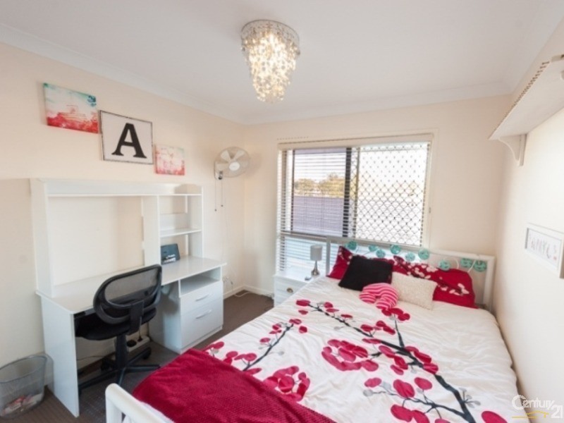 34 Riveroak Way, Sippy Downs QLD 4556