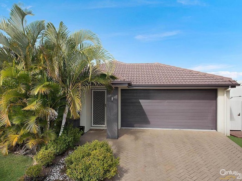 15 Clarence Place, Sippy Downs QLD 4556