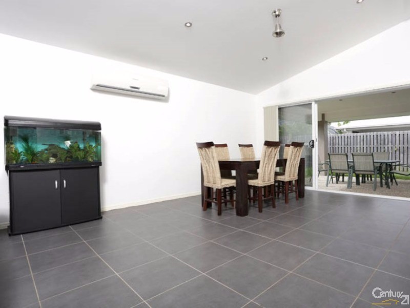 11 Condamine Street, Sippy Downs QLD 4556