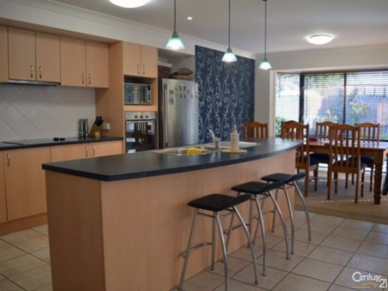 14 Sailfish Drive, Mountain Creek QLD 4557