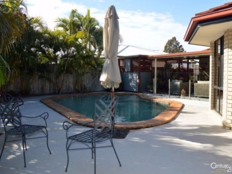 14 Sailfish Drive, Mountain Creek QLD 4557