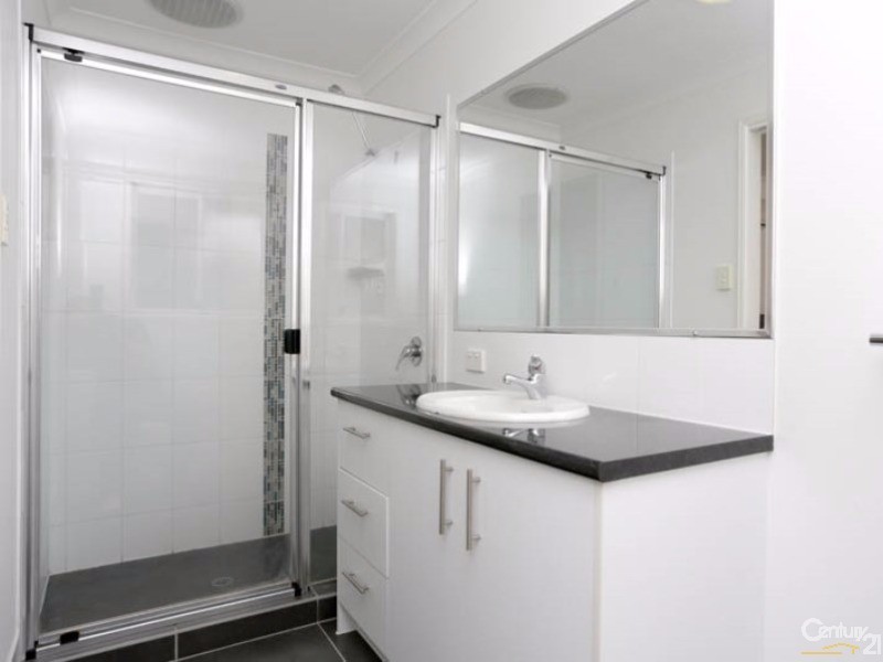 11 Condamine Street, Sippy Downs QLD 4556