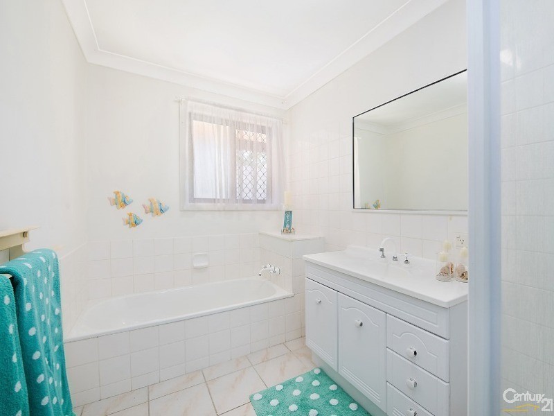 12 Toorumbee Drive, Mooloolaba QLD 4557