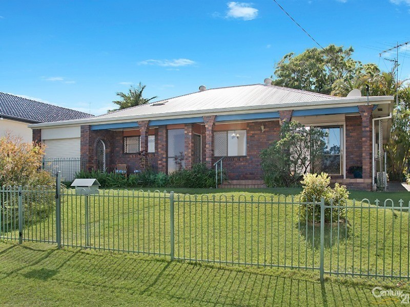 12 Toorumbee Drive, Mooloolaba QLD 4557